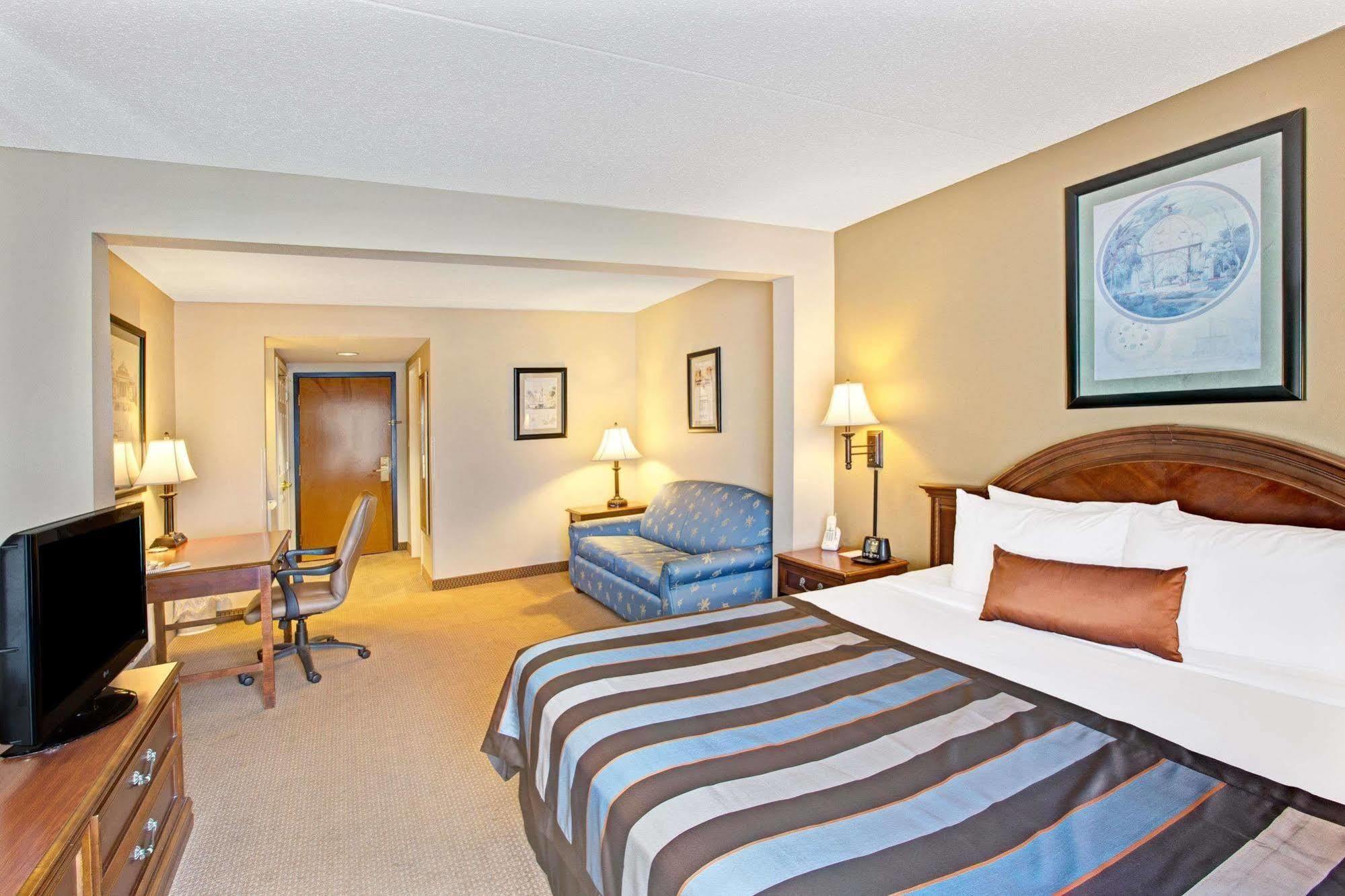 La Quinta Inn & Suites By Wyndham Мурсвілл Екстер'єр фото